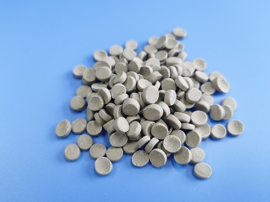 Highly Water-Absorbent Desiccant Masterbatch for Injection-Molded Pipes and Bags Made from Recycled Resin