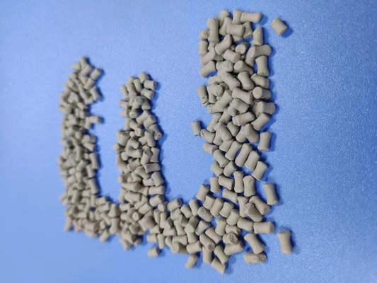 Calcium Oxide-Based Desiccant Masterbatch for Plastic Films with Extended Effectiveness