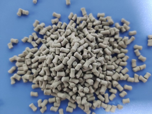White Color Absorbing Water Desiccant Masterbatches with PE Carrier for Recycled Film Applications