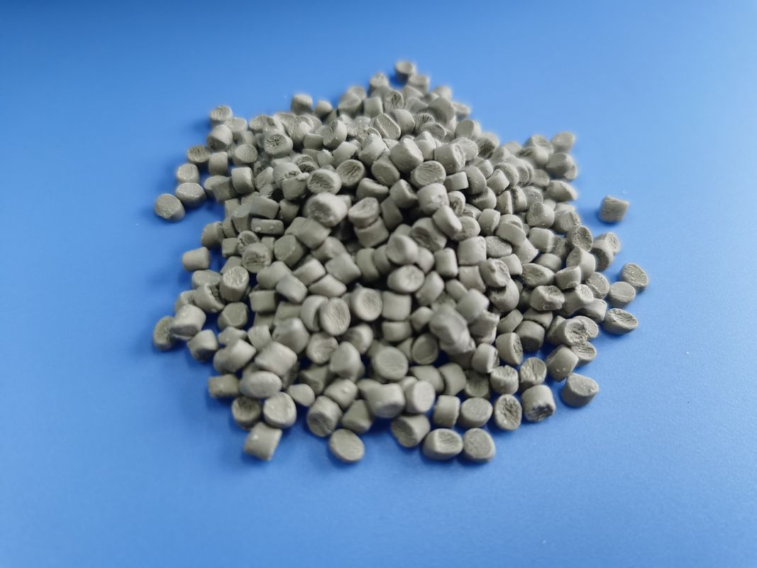 High Density Plastic Additive Masterbatch Packing 25kg/Carton For Injection Molding And Extrusion Processes