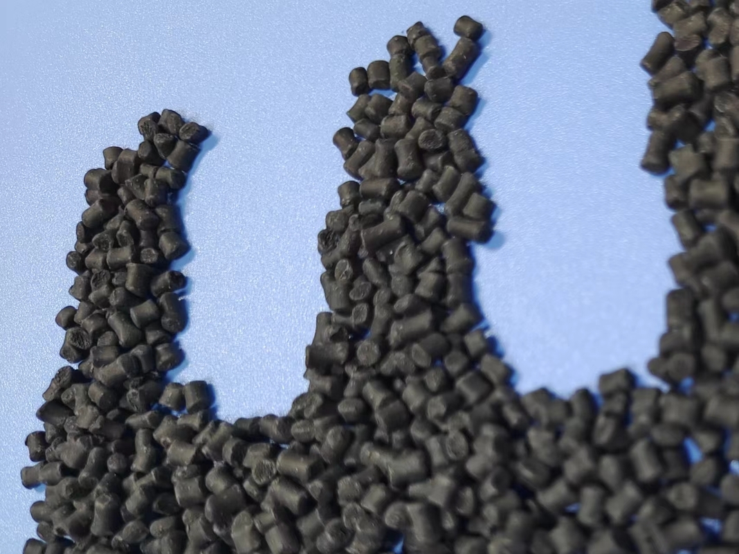 Black Anti-Moisture Masterbatch – 2–5% Dosage for Reduced Black Masterbatch Consumption