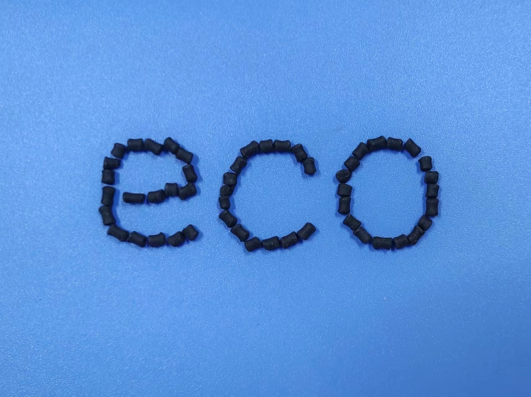 Dual-Function Black Masterbatch for Moisture Management and Coloring in Recycled Polyolefins