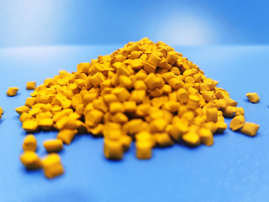 Plastic Additive Granule Yellow Masterbatch For HDPE LDPE LLDPE Toy Injection Moulding